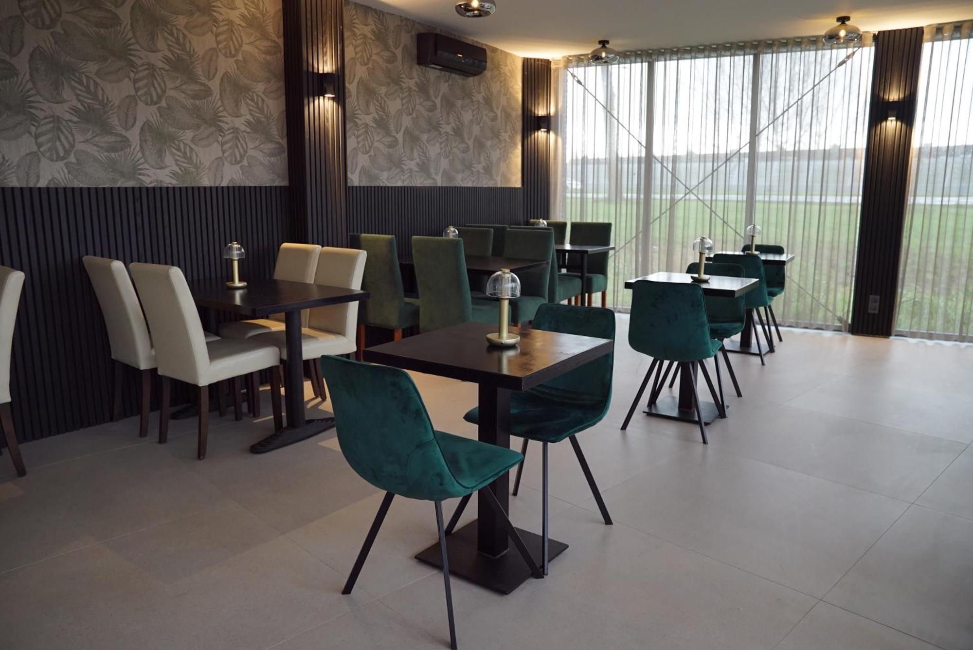 Ma Airport Hotel Hoofddorp Exterior foto